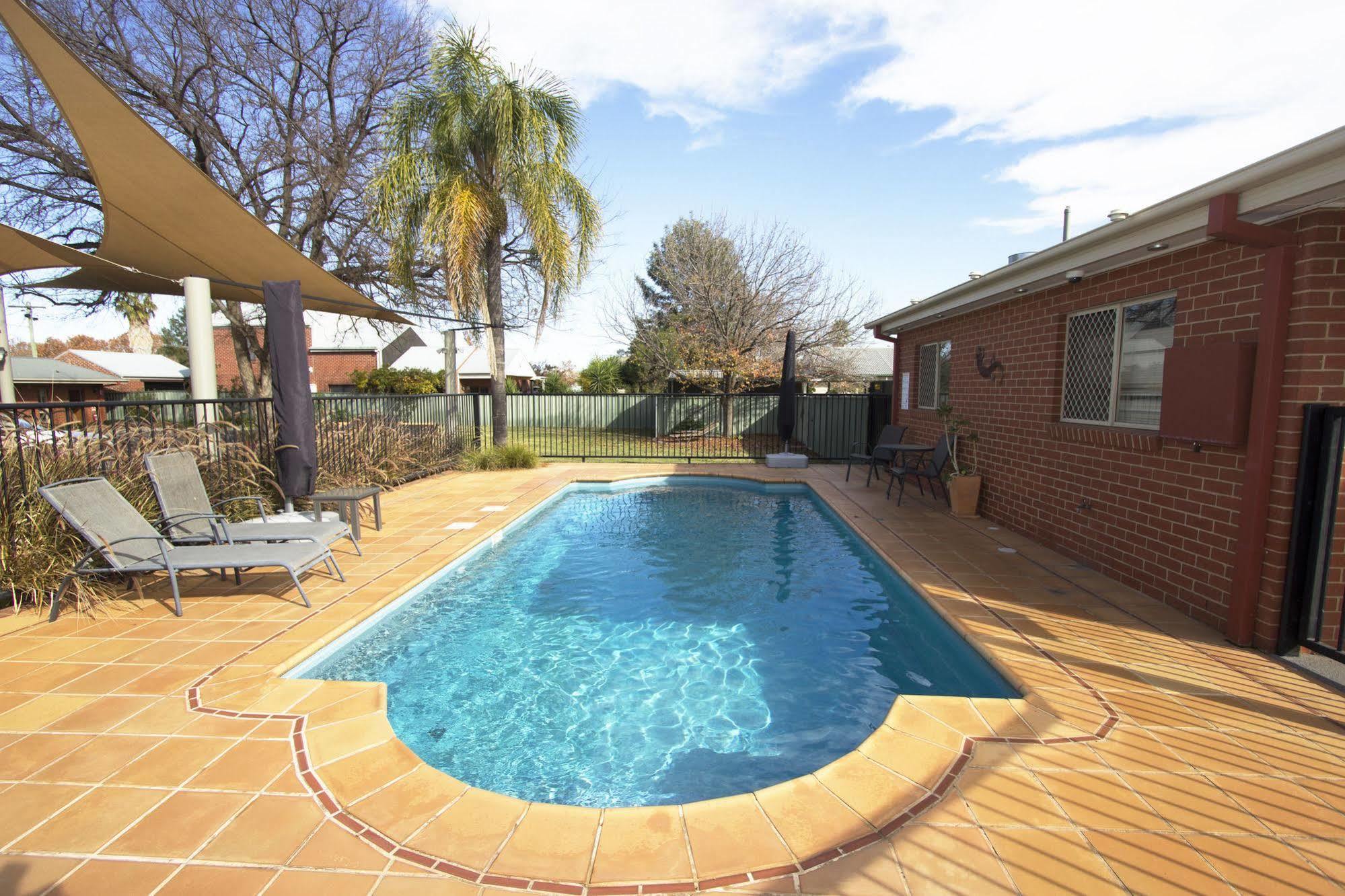 Wagga Rsl Club Motel Wagga Wagga Exterior photo